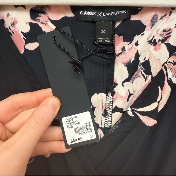 Lane Bryant NWT Floral Dress - Picture 3 of 9